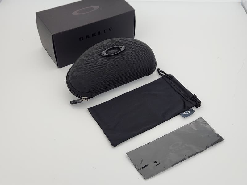 Oakley White Sunglasses with Black Case and Blue Pouch Oakley | Accessories | Oakley White Sunglasses With Black  main image 4
