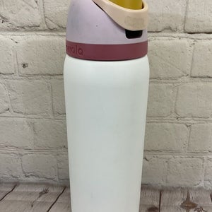 Owala 32oz Bottle Freesip Straw Spout Locking Lid Handle Triple Layer Insulation