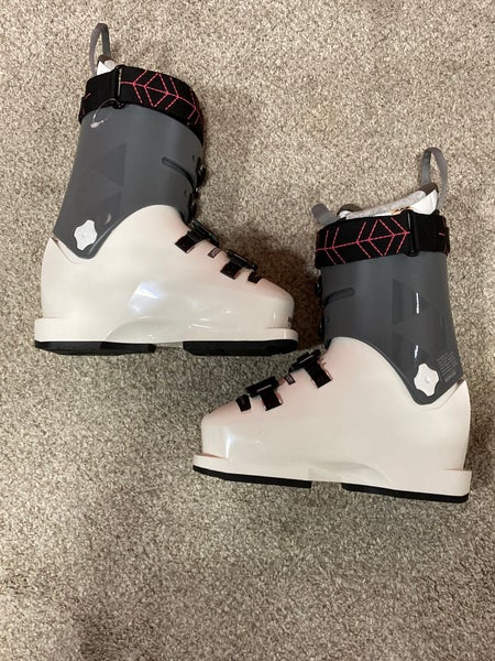 NEW FISCHER MY CURVE 90 VAC Women's Ski Boots Mondo 22.5