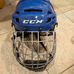 Small CCM Vector V08 Helmet (Used)