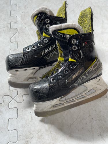 Bauer Regular Width  12.5 (Used) Vapor 3X Hockey Skates