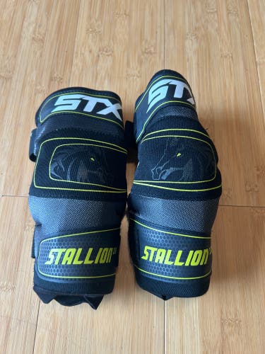 Adult STX (Used) Stallion 100 Arm Pads