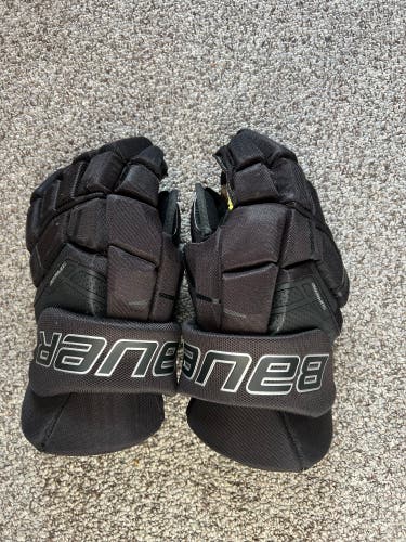 Bauer 15" (Used) Supreme 3S Gloves