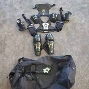 Junior Shoulder Pads (Used) set