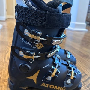 Women's Atomic Hawx Magna 70 Ski Boots Soft Flex (Used)