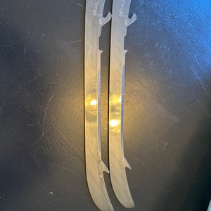 Used Size 288 Bauer Fly-Ti Ice Hockey Runners