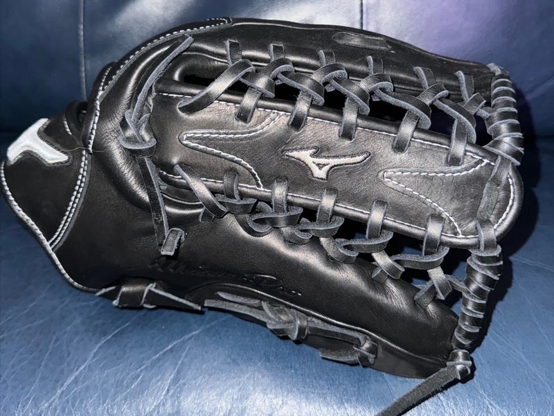 RHT Brett Gardner Mizuno Pro (GMP2-BG 700DS) 12.75" Baseball Glove