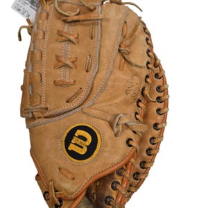 Used Wilson Right Hand Throw First Base A2850 Baseball Glove 12"
