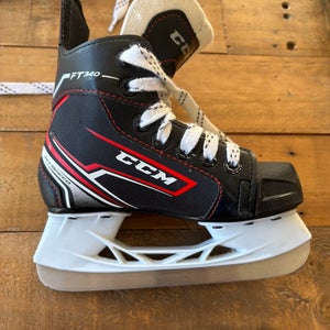 CCM Regular Width 10 (Used) JetSpeed FT340 Youth Hockey Skates