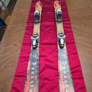 Kid's Dynastar 110 cm All Mountain Skis With Bindings (Used)