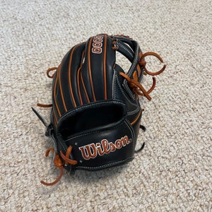 2023 Right Hand Throw 11.5" (Used) A2000 Baseball Glove