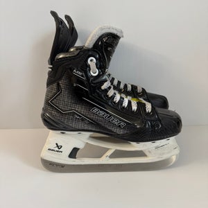 Used Bauer Supreme M50 Pro Hockey Skates Size 2.5 D *Brand new steel*