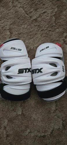 Large Adult STX Stallion 500 Arm Pads (New)