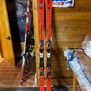 190 cm Atomic Redster GS Skis Max Din 18 (Used), R=27.5