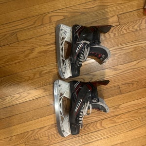 CCM Regular Width Pro Stock 8.5 (Used) JetSpeed FT1 Hockey Skates
