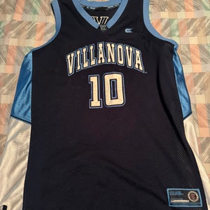 Villanova #10 basketball jersey