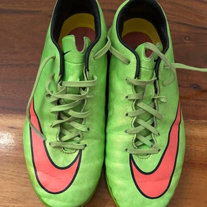 Nike Mercurial Indoor Soccer Shoes Size 5.5 Men
