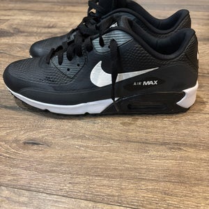 Men's Size M 11.0 (W 12.0) Nike (Used) Air Max 90 Golf Shoes