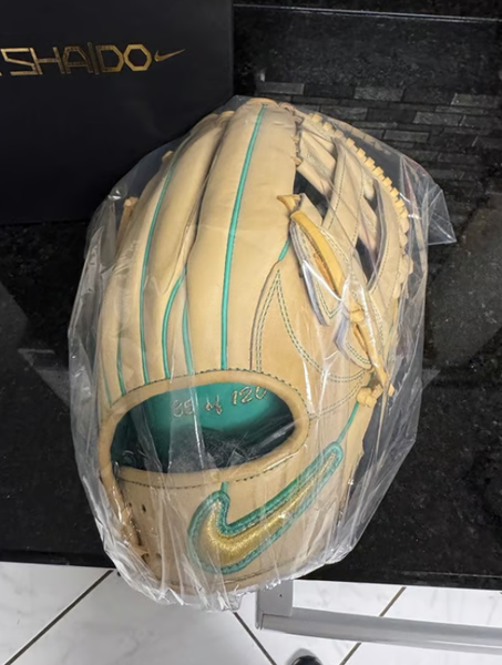 Nike SHA|DO Elite J Series Baseball Fielding Glove (Right-Handed Throw)