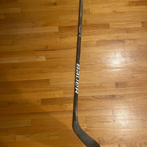 Uncut Senior Bauer Left Hand P28  (Used) Vapor Hyperlite Hockey Stick