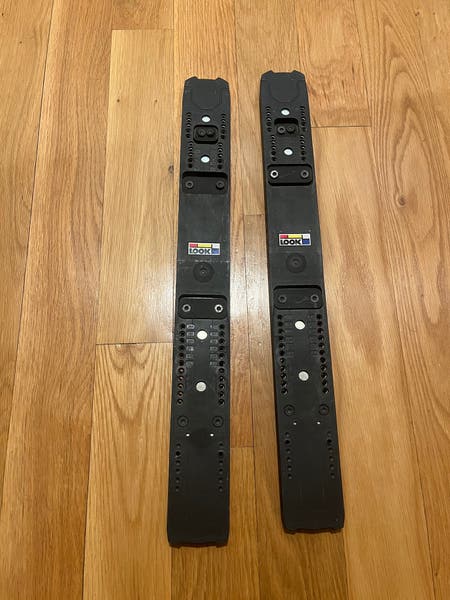 Used Look R22 Racing Plates | SidelineSwap | Buy and Sell on