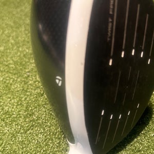 Men's 2020 TaylorMade Left Hand Stiff Flex 9 Loft (Used) SIM Driver