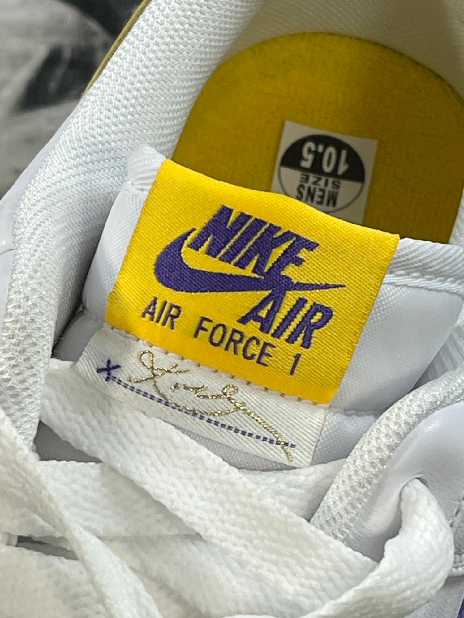 nike air force 1 la lakers