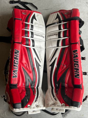 Vaughn Velocity 7450 Goalie Leg Pads