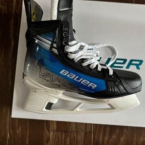 Like New- Bauer Hyperlite 2 Prostock Skates-9.5-