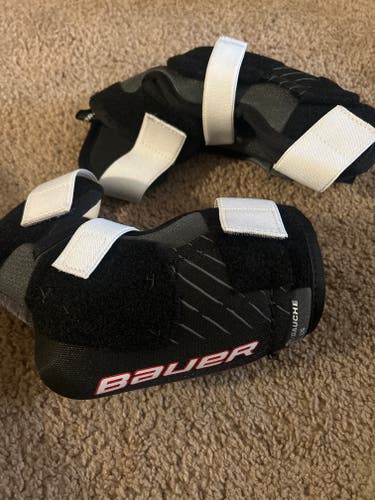 Junior Large Bauer Elbow Pads (Used)