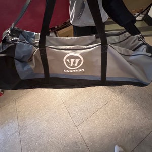 Warrior lacrosse bag (Used)