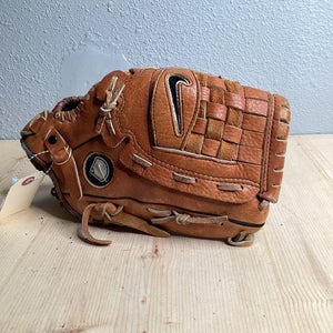 Brown Nike Diamond Ready Right Hand Throw Baseball Glove 12" (Used)