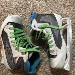 Bauer Regular Width Size 5 (Used) Reactor 5000 Hockey Goalie Skates