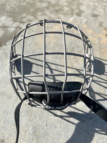 Bauer Helmet Cage FM2100 Medium