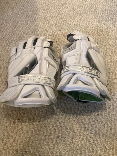 Maverik 13" (Used) Max Lacrosse Gloves