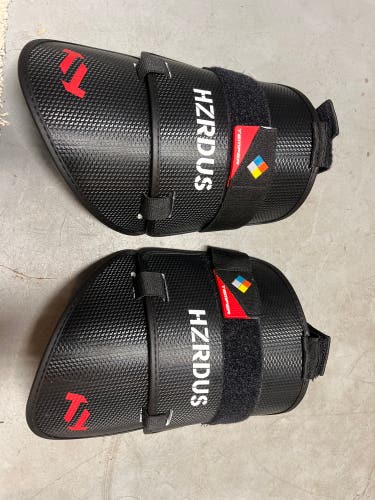 Biceps pad true lacrosse