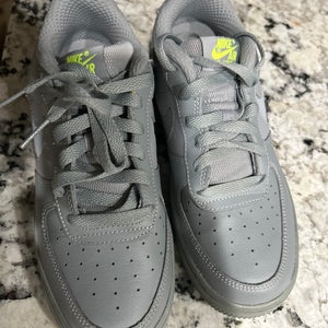Gray Men's Size M 5.5 (W 6.5) Nike (New) Air Force 1 Shoes