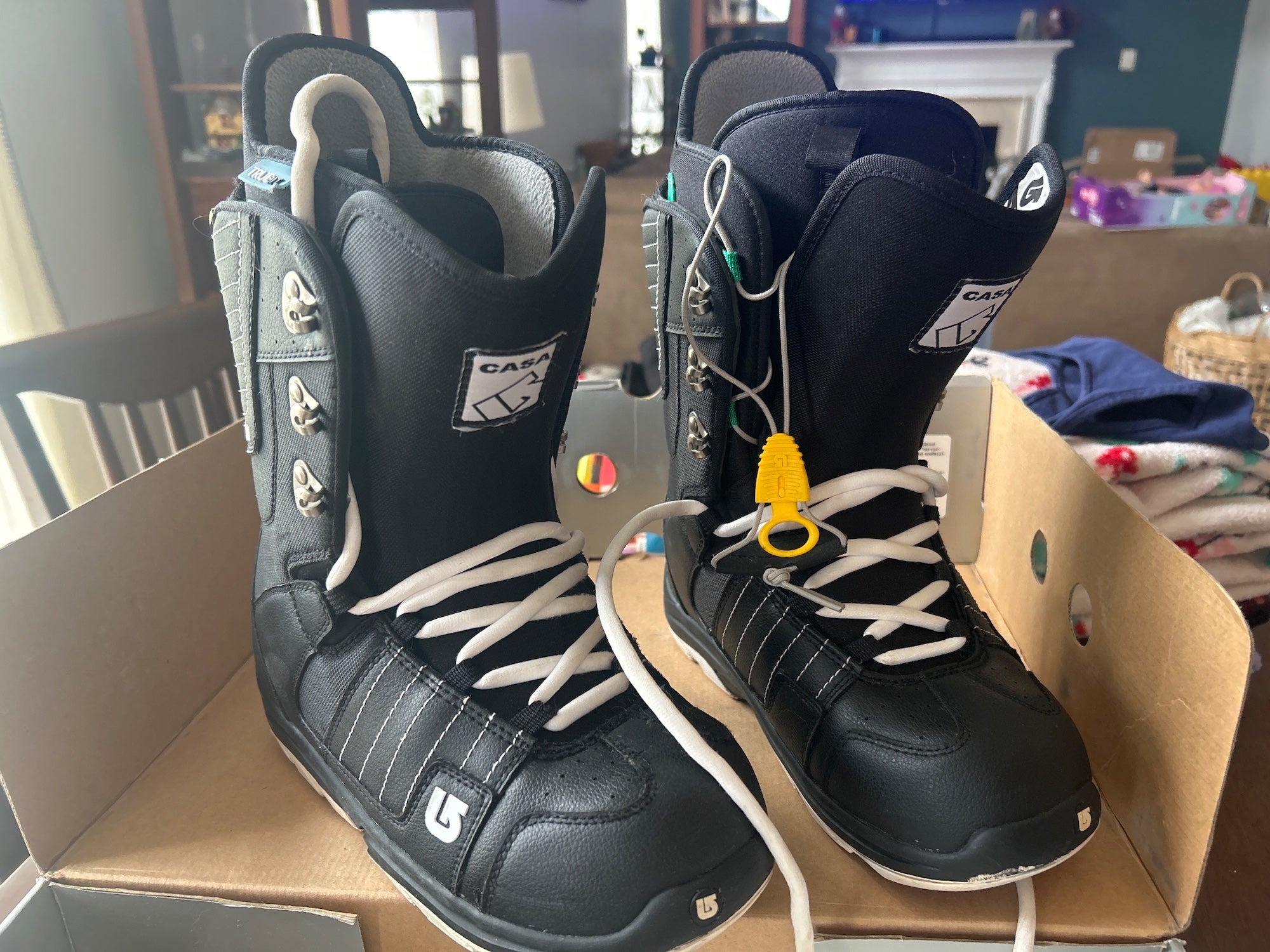 burton casa snowboard boots womens Women's Highshot Step On Boots, Black / Wide / 8.5 and quick to adjust Burton Casa Snowboard Boots