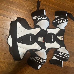 JR Medium CCM (Lightly Used) LTP Shoulder Pads