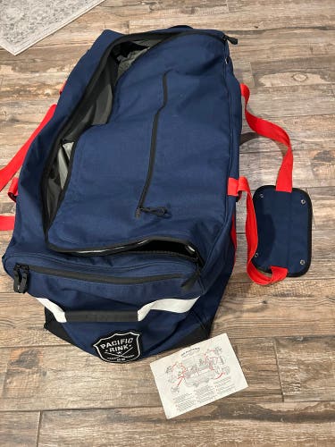 Pacific Rink Player Bag - Used, Good Condition