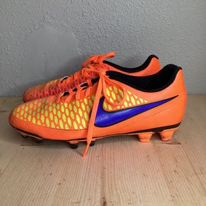Orange Men's Magista Size M 7.5 (W 8.5) Nike Cleats Molded Cleats (Used)