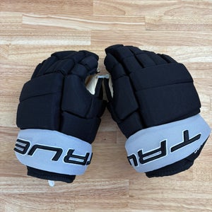 Los Angeles Kings True 14" Pro Stock (New) Pro 4-Roll Gloves
