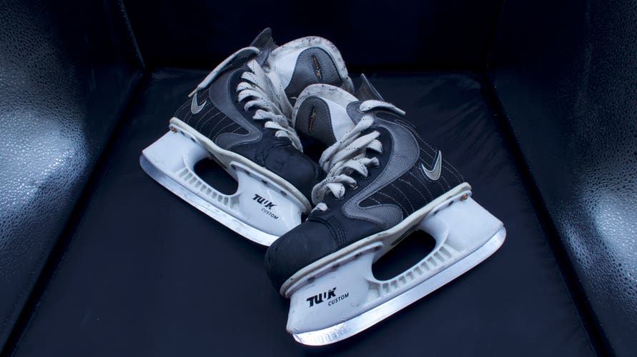 Nike Ignite 5 Hockey Skates Size 6 (Used)