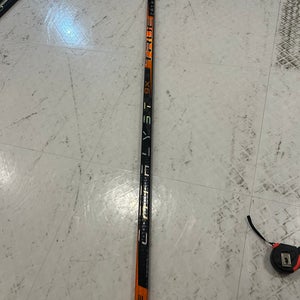 True Right Handed P92M Pro Stock (Used) Catalyst 9X Hockey Stick