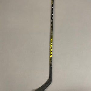 New Junior True Catalyst 9X Right Handed Hockey Stick 50 Flex TC4