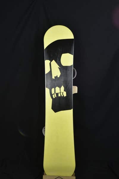 CAPITAN ULTRAFEAR SNOWBOARD SIZE 153 CM WITH FORCE LARGE UNION