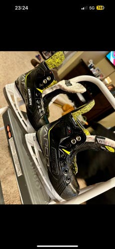 Bauer Regular Width 12 (Used) Vapor 3X Hockey Skates