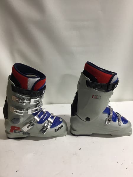 salomon foil ski boots 2007 X-Wave 10.0 charging women maximum leverage and power transfer when tipping the ski on edge. CLEAN! 2007 Salomon Men's Foil