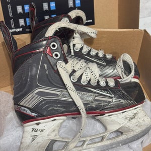 Bauer Vapor X500 Hockey Skates Regular Width Size 2 (Used)