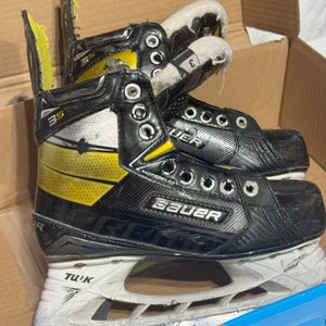 Bauer Supreme 3S Hockey Skates Regular Width Size 3 (Used)